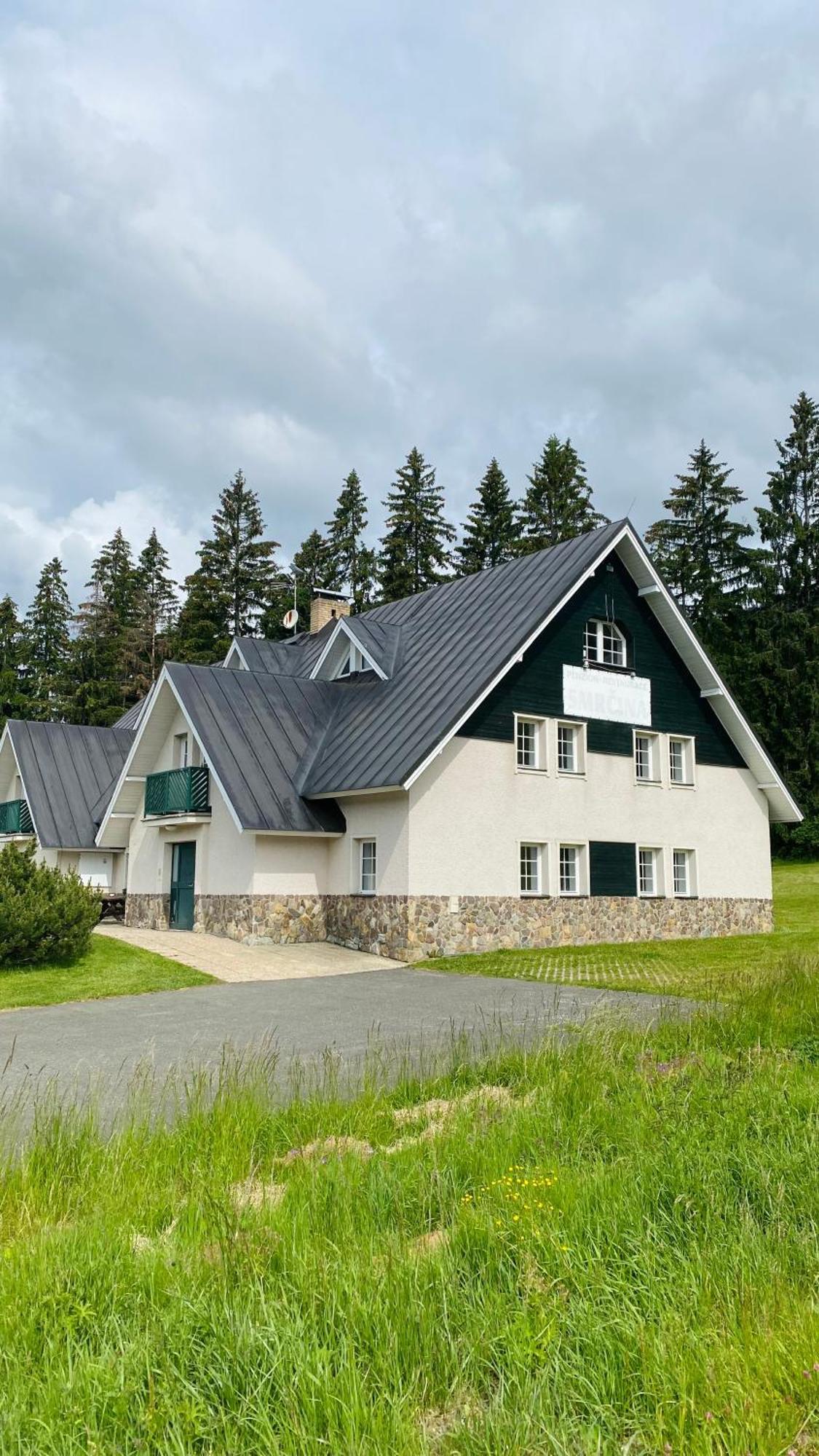Horske Apartmany Smrcina Janske Lazne Bagian luar foto